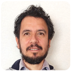 Iván Oliver Lizana Lema